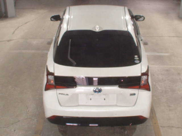 TOYOTA PRIUS 2019 White